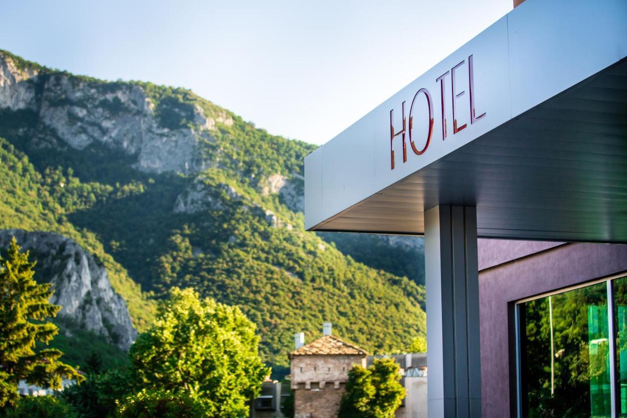 Hemus Hotel - Vratza Vratsa Exterior foto